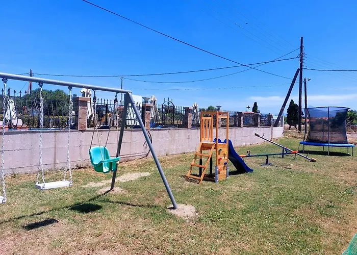 House Michalis 公寓式酒店 3*