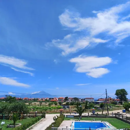 House Michalis Apartmanhotel Szárti