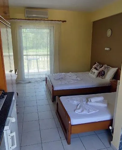 House Michalis Apartmanhotel