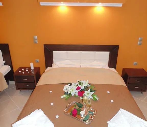 House Michalis Apartmanhotel 3*