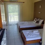House Michalis Aparthotel