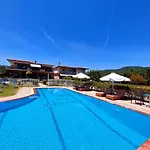 House Michalis Aparthotel 3*