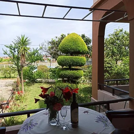 מלון דירות House Michalis סארטי