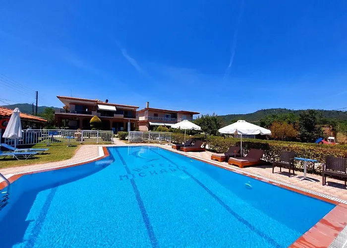 House Michalis Aparthotel 3*